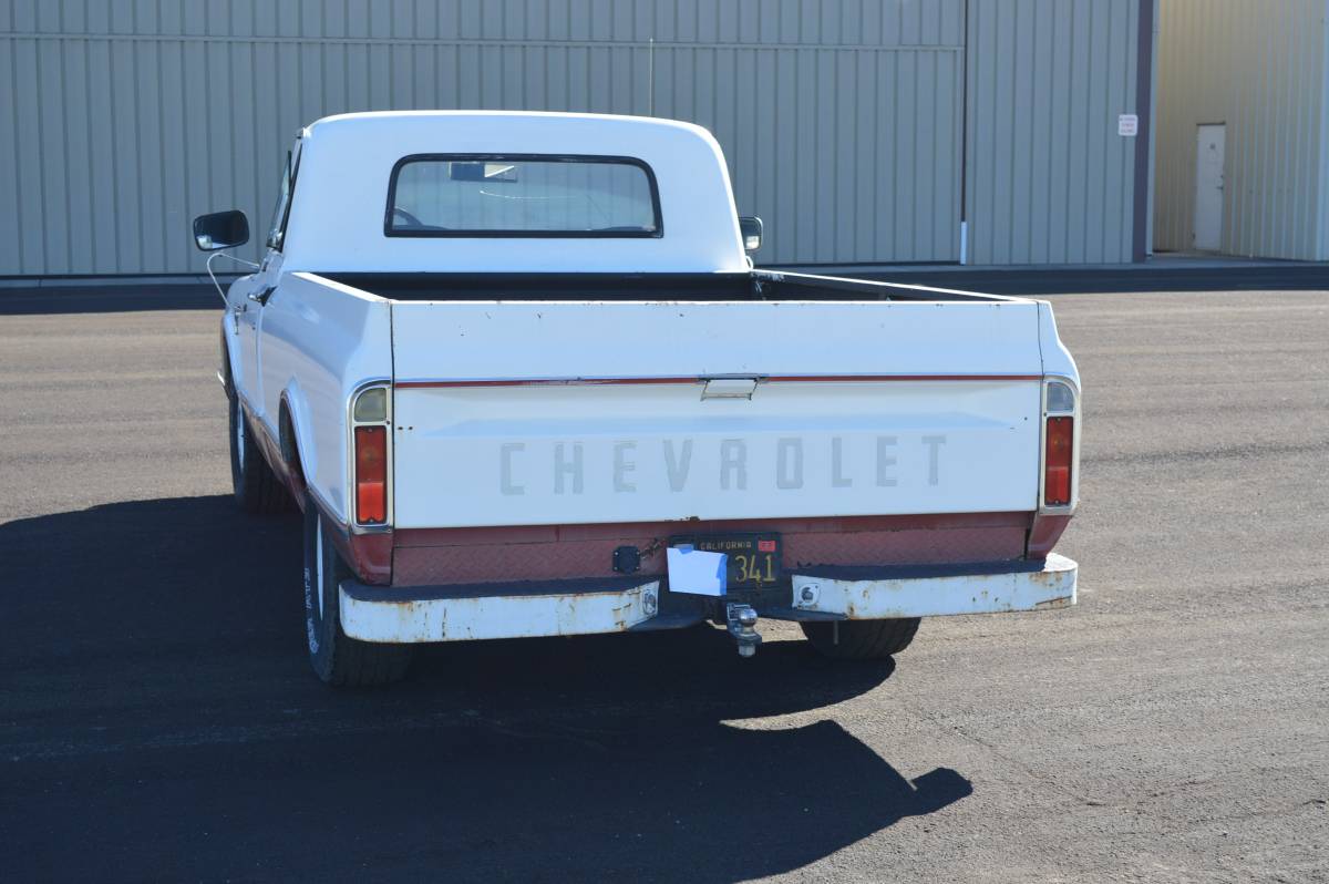 Chevrolet-1967-white-4