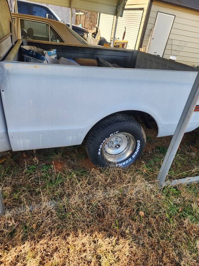 Chevrolet-1972-grey-4