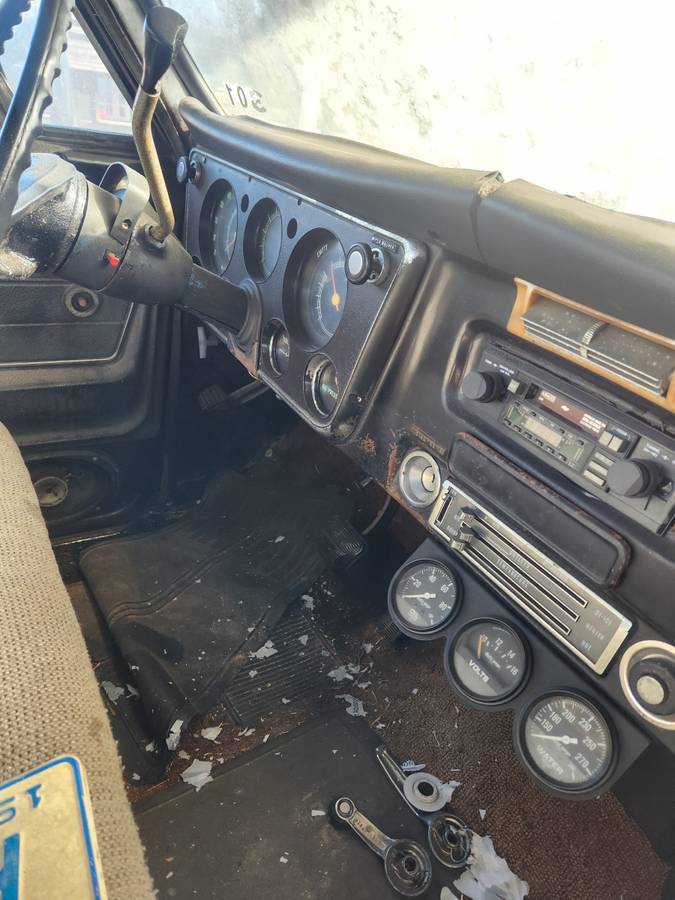 Chevrolet-1972-grey-7