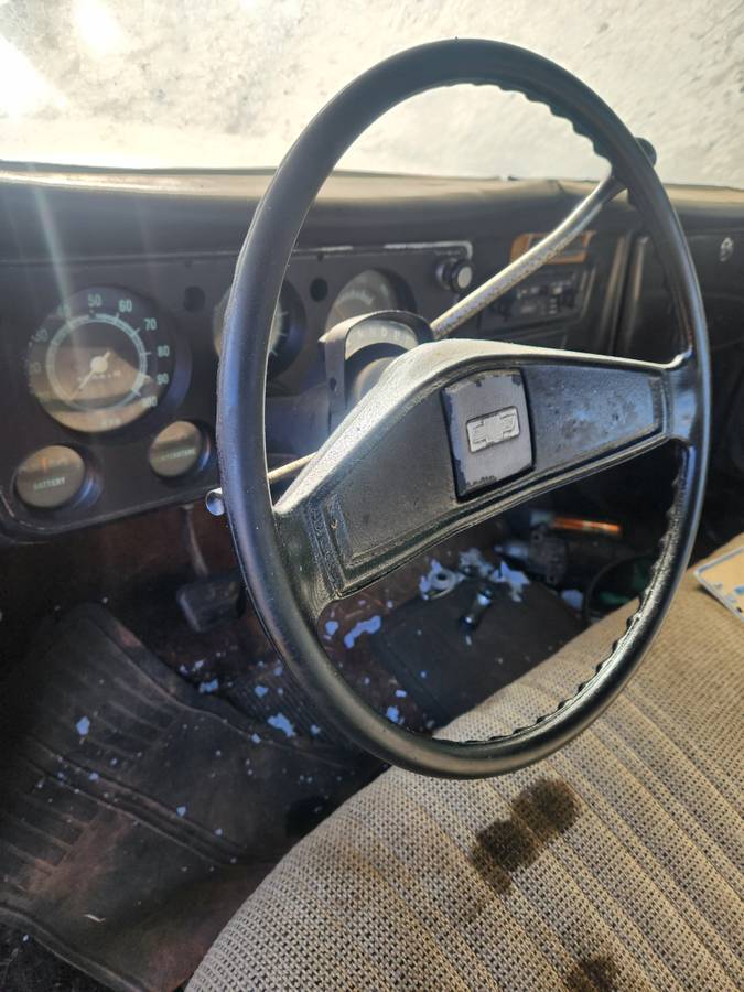 Chevrolet-1972-grey-9