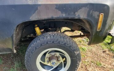 Chevrolet-1974-black-10