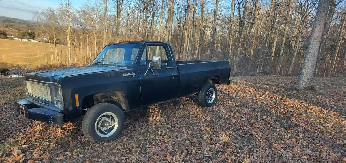 Chevrolet-1974-black-11