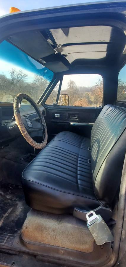 Chevrolet-1974-black-3