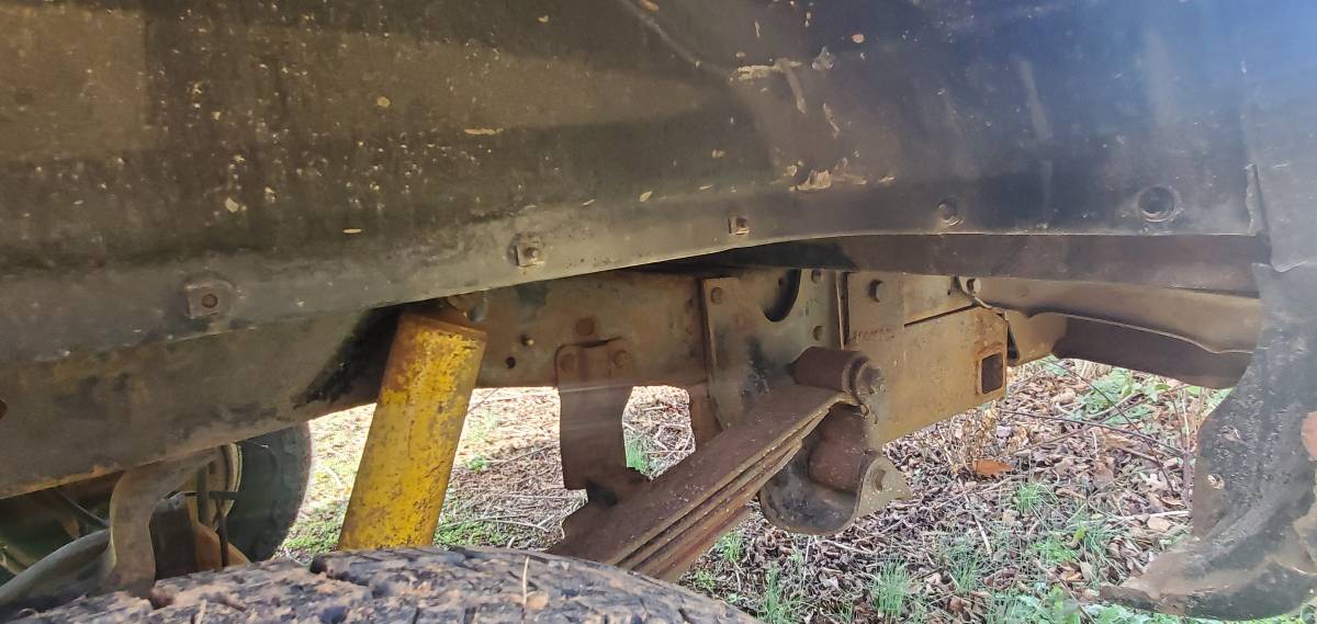 Chevrolet-1974-black-8