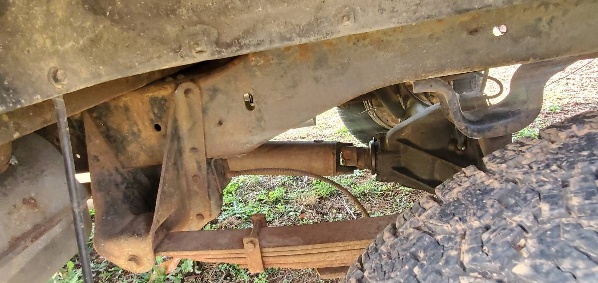 Chevrolet-1974-black-9