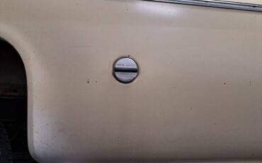 Chevrolet-1975-yellow-11