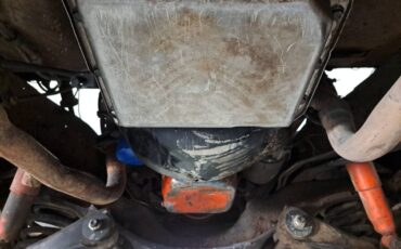 Chevrolet-1975-yellow-13