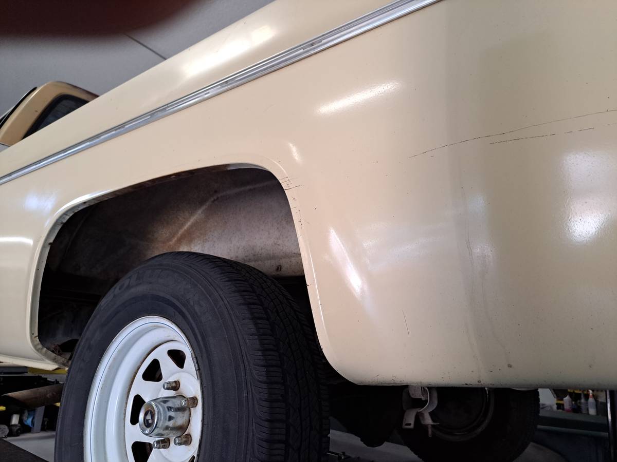 Chevrolet-1975-yellow-2