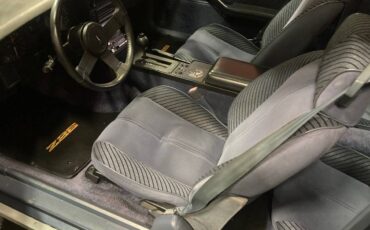 Chevrolet-1984-blue-19