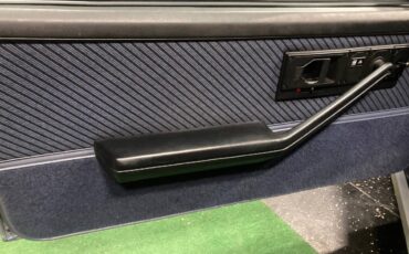 Chevrolet-1984-blue-21