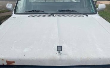 Chevrolet-1984-white