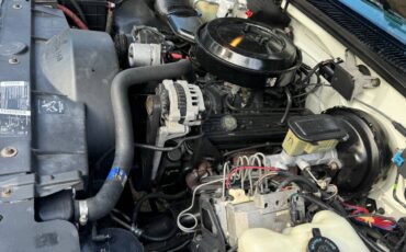 Chevrolet-2-door-tahoe-1992-white-11