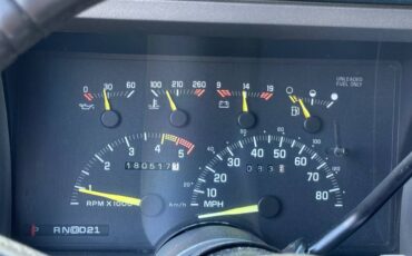 Chevrolet-2-door-tahoe-1992-white-22