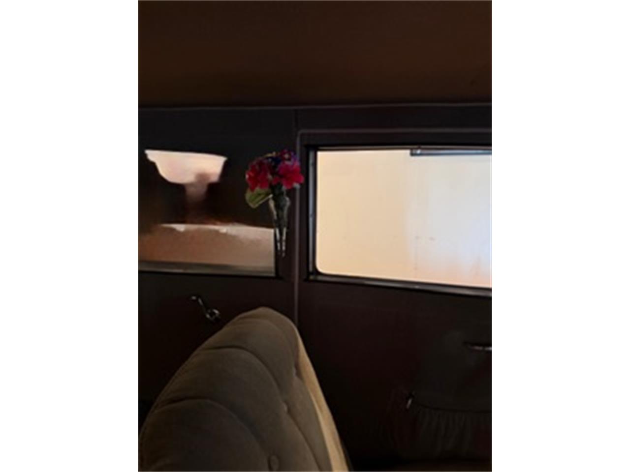 Chevrolet-2-dr-sedan-1931-BlueBlack-Tan-4