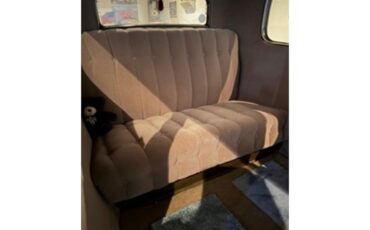 Chevrolet-2-dr-sedan-1931-BlueBlack-Tan-5