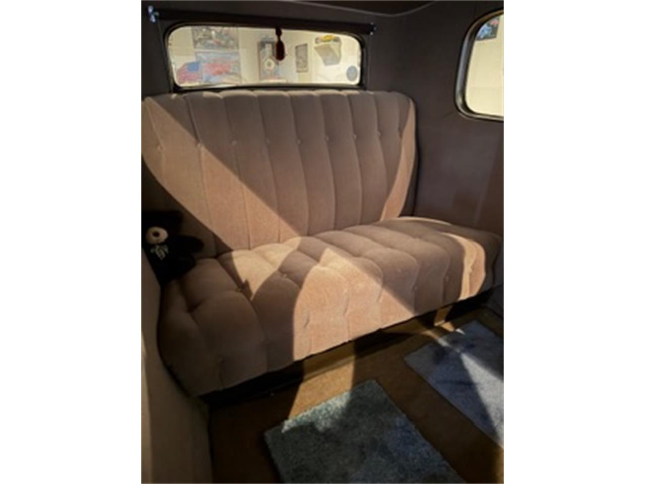 Chevrolet-2-dr-sedan-1931-BlueBlack-Tan-5