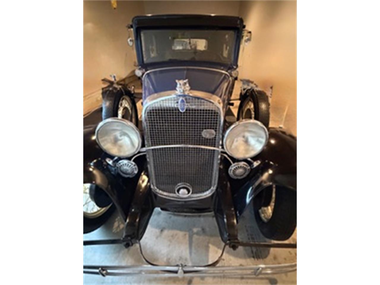 Chevrolet-2-dr-sedan-1931-BlueBlack-Tan-6