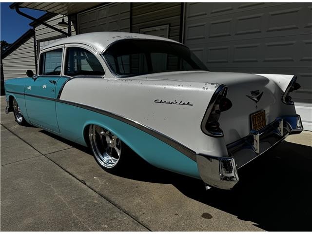 Chevrolet-210-1956-Sedan-21