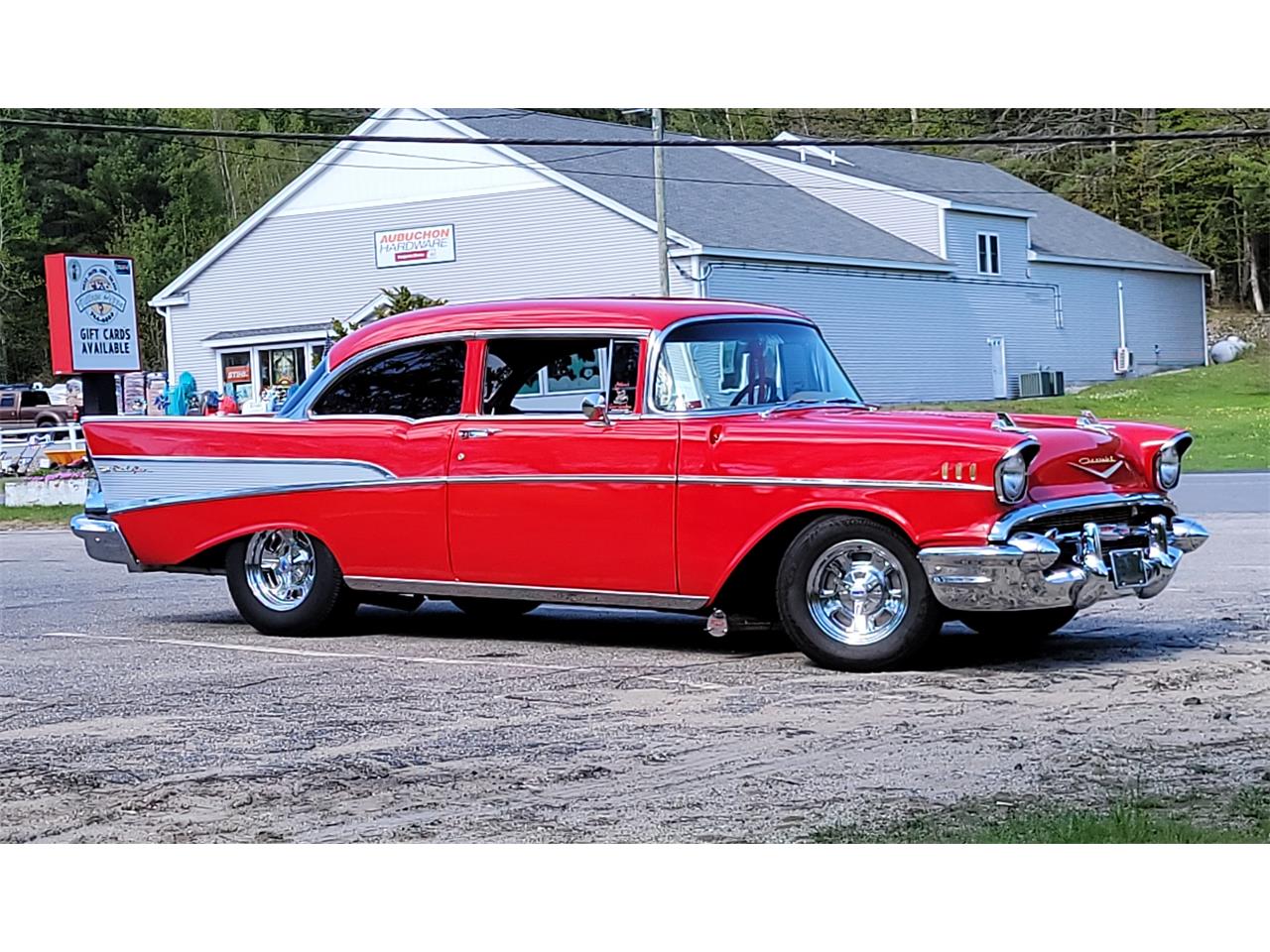 Chevrolet-210-1957-SUPER-RED-TANRED-4