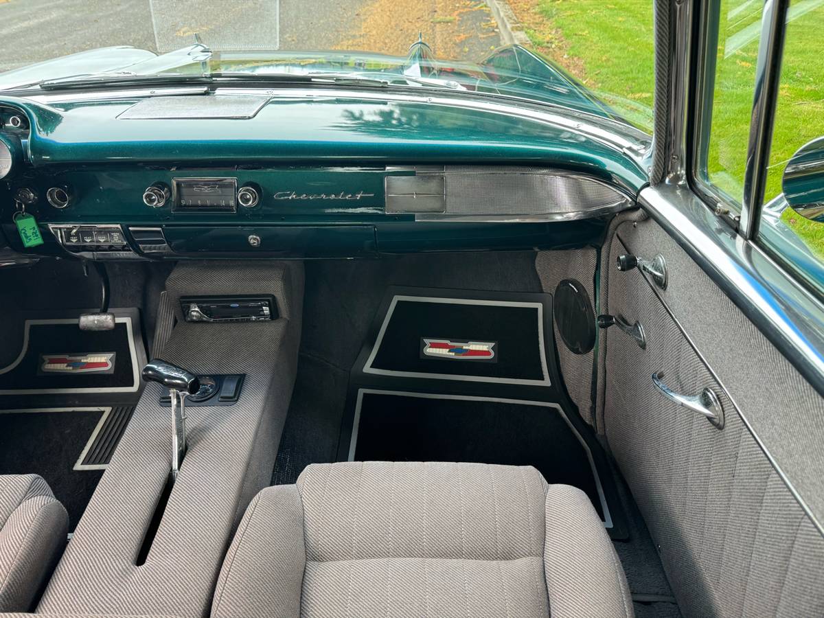 Chevrolet-210-1957-green-22
