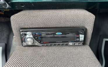 Chevrolet-210-1957-green-28