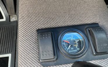 Chevrolet-210-1957-green-3