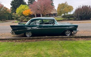 Chevrolet-210-1957-green-32