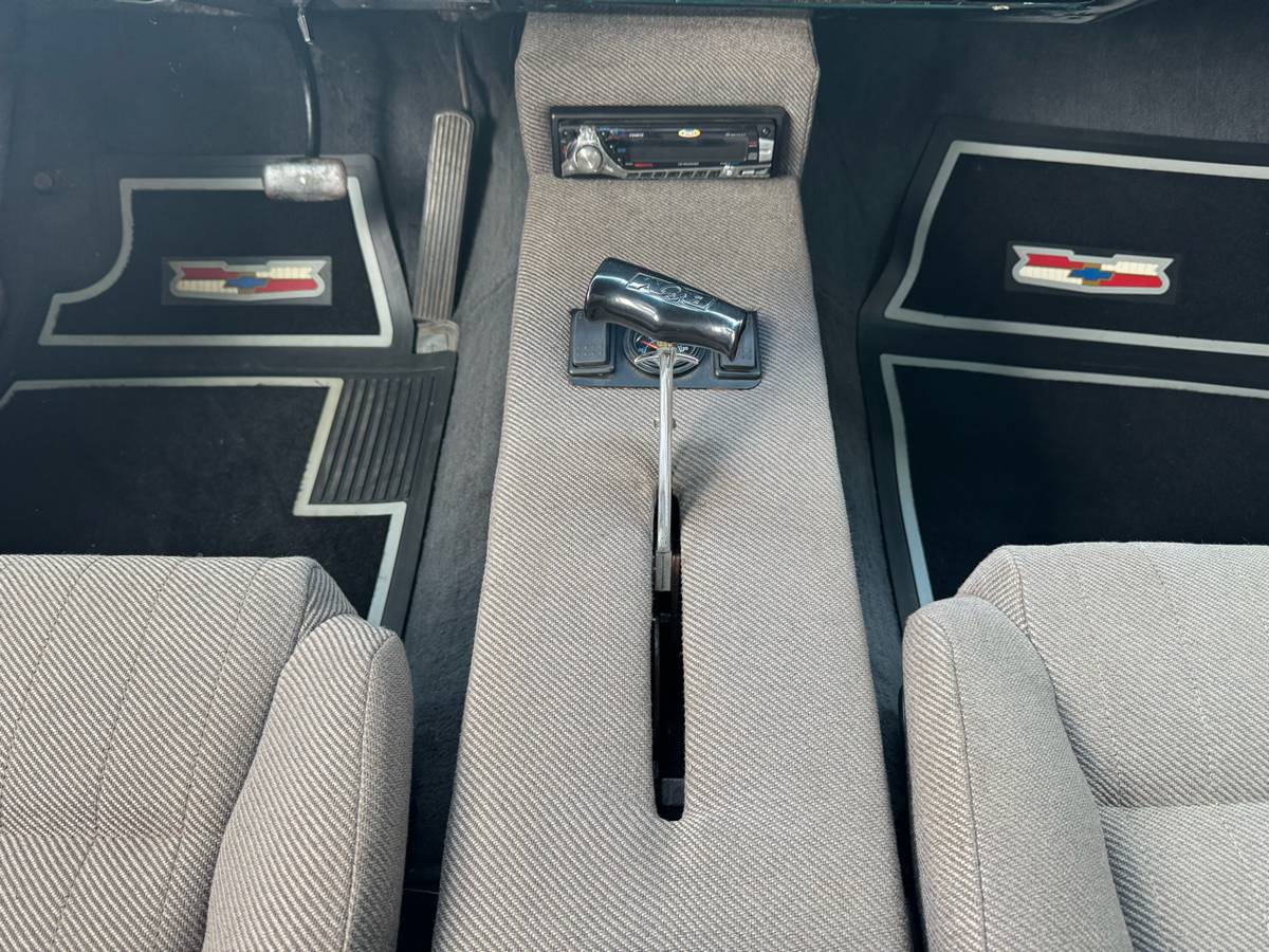 Chevrolet-210-1957-green-8