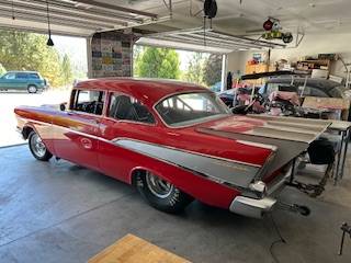 Chevrolet-210-2-door-sedan-1957-red-12