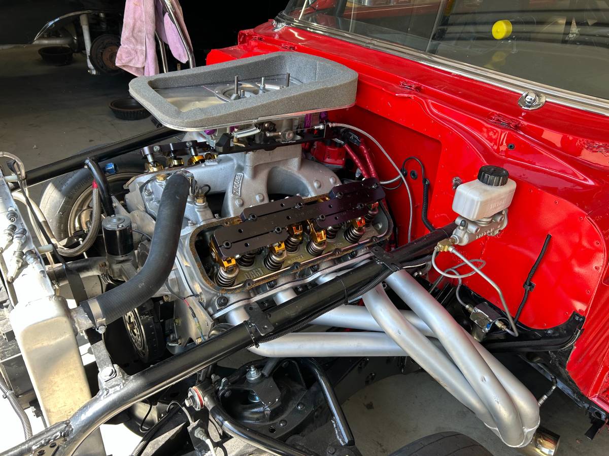 Chevrolet-210-2-door-sedan-1957-red-14