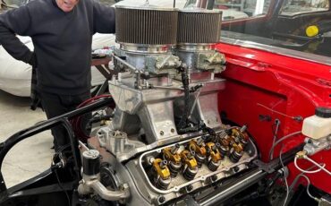 Chevrolet-210-2-door-sedan-1957-red-7