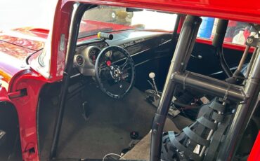 Chevrolet-210-2-door-sedan-1957-red-8