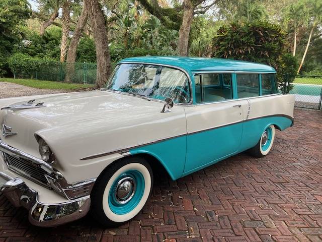 Chevrolet-210-wagon-1956-custom-2