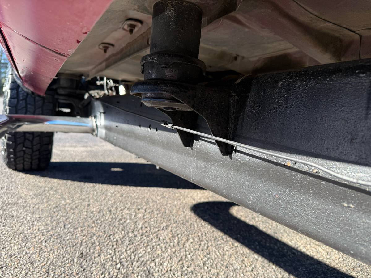 Chevrolet-2500-pickups-1990-custom-10