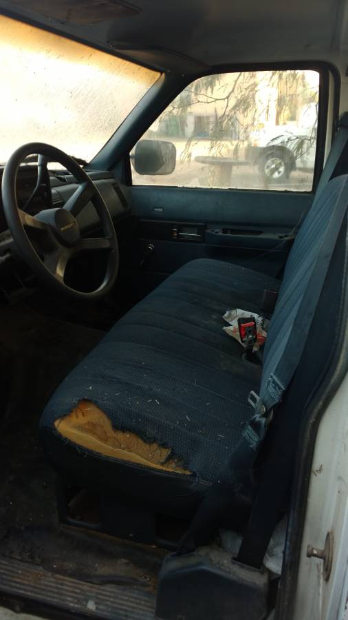 Chevrolet-2500-utility-body-1991-white-3