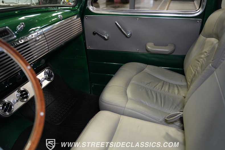 Chevrolet-3100-1947-Patina-Gray-17