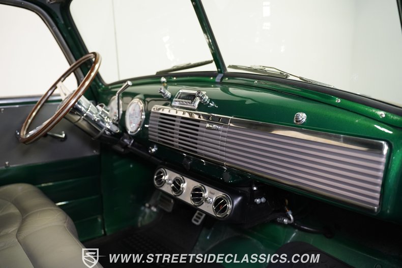 Chevrolet-3100-1947-Patina-Gray-38