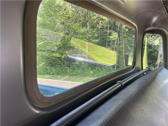 Chevrolet-3100-1948-PICKUP-21