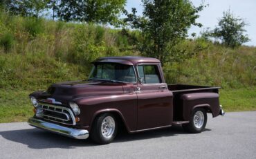 Chevrolet-3100-1957-Truck-1