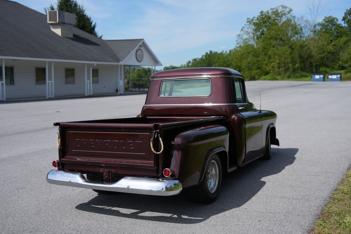 Chevrolet-3100-1957-Truck-7