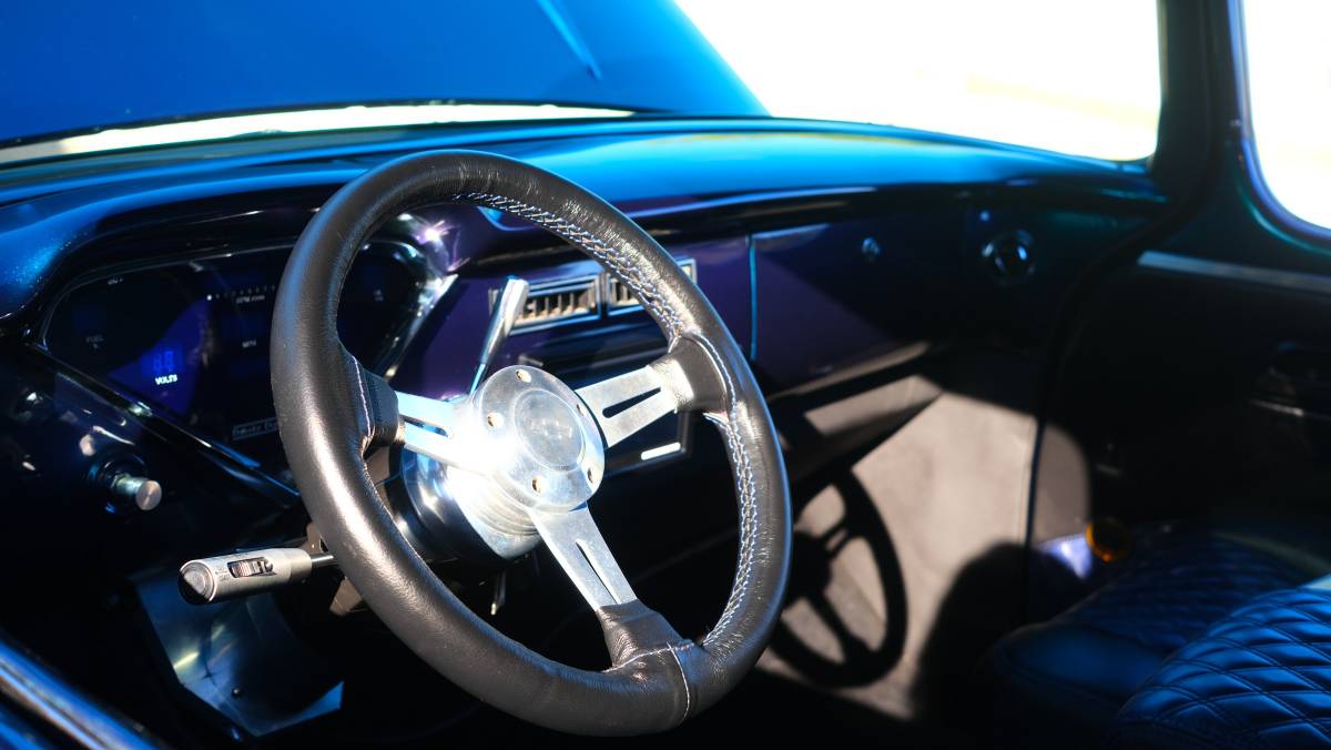 Chevrolet-3100-1957-blue-6