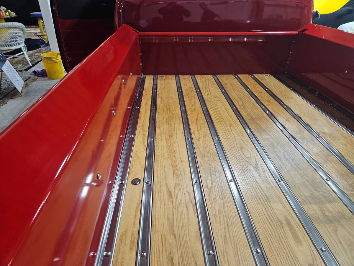 Chevrolet-3100-5-window-truck-1953-11