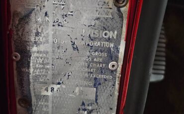 Chevrolet-3100-5-window-truck-1953-2