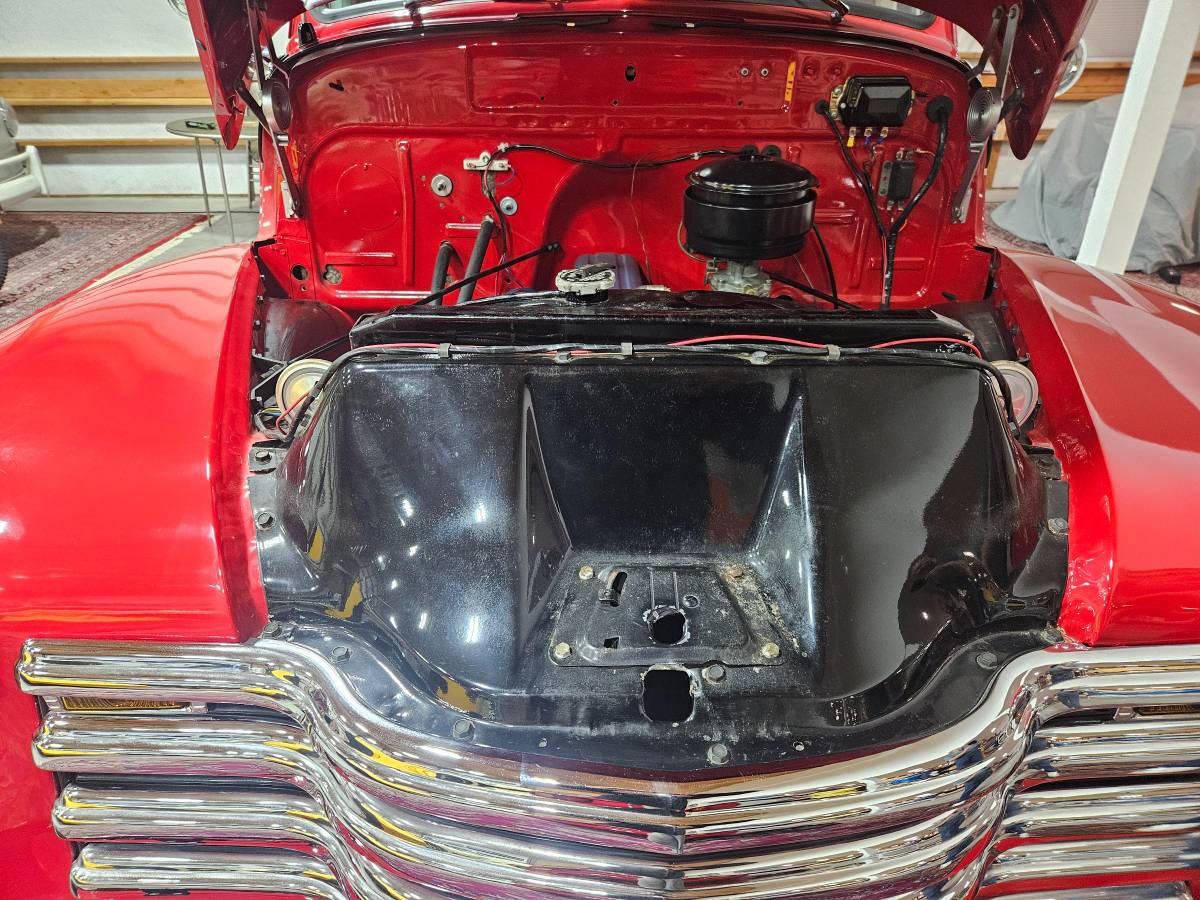 Chevrolet-3100-5-window-truck-1953-6