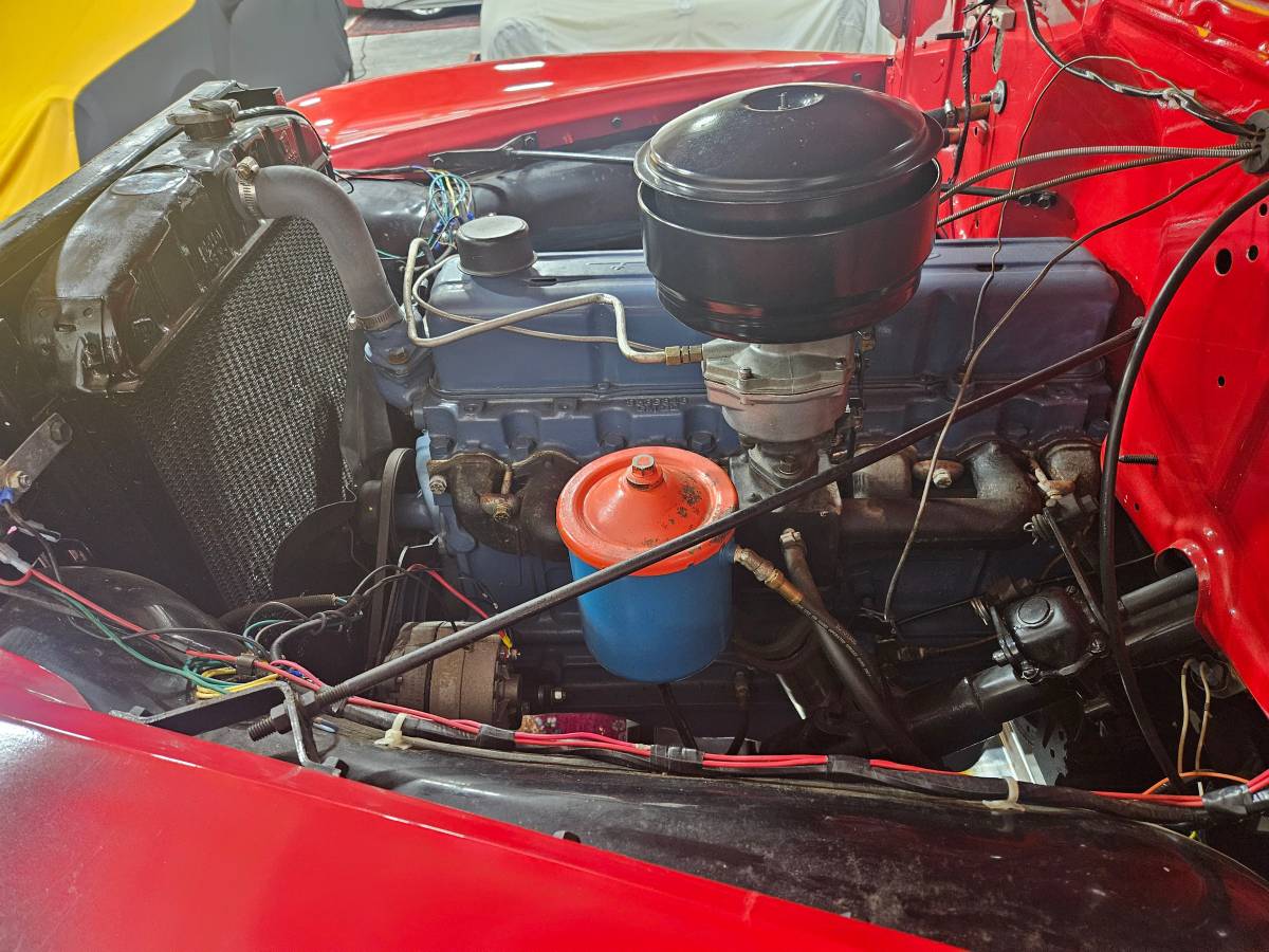 Chevrolet-3100-5-window-truck-1953