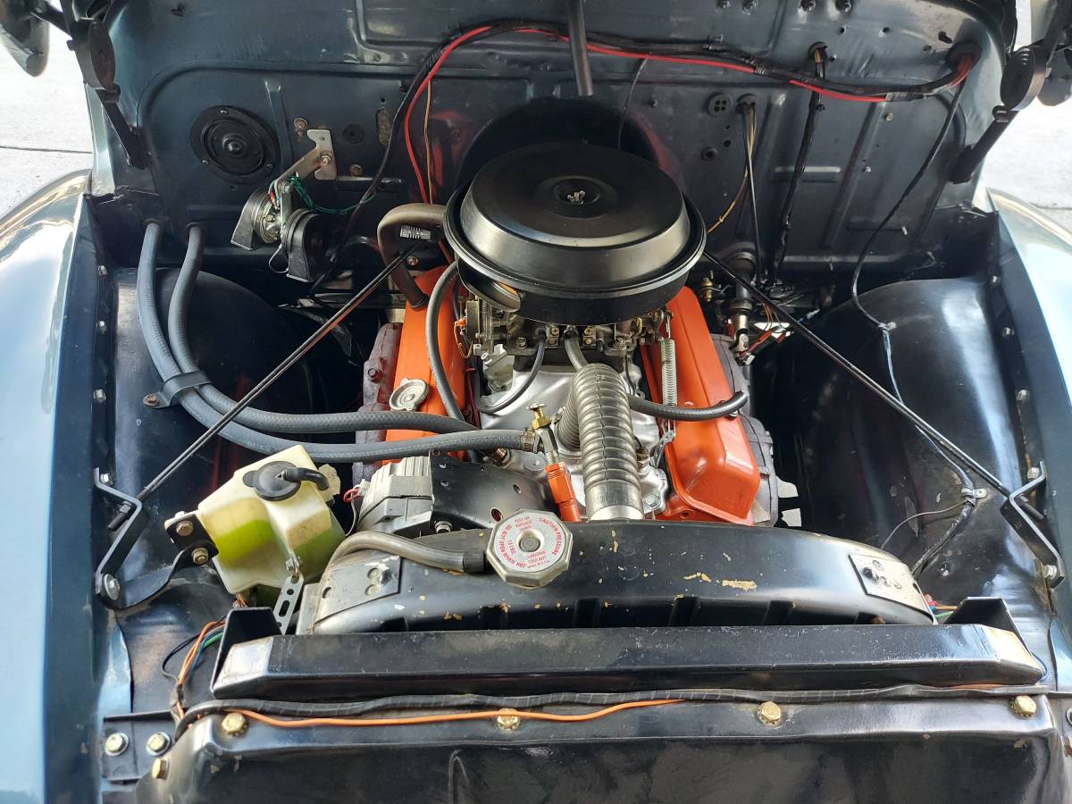 Chevrolet-3100-five-window-1951-blue-4