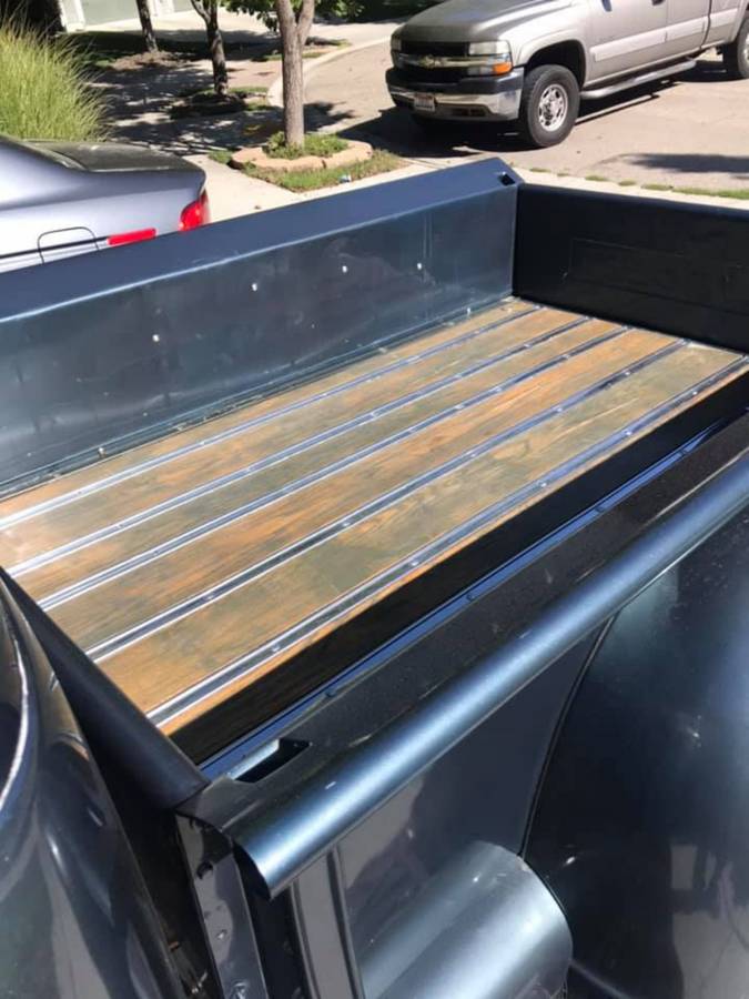 Chevrolet-3100-five-window-1951-blue-5