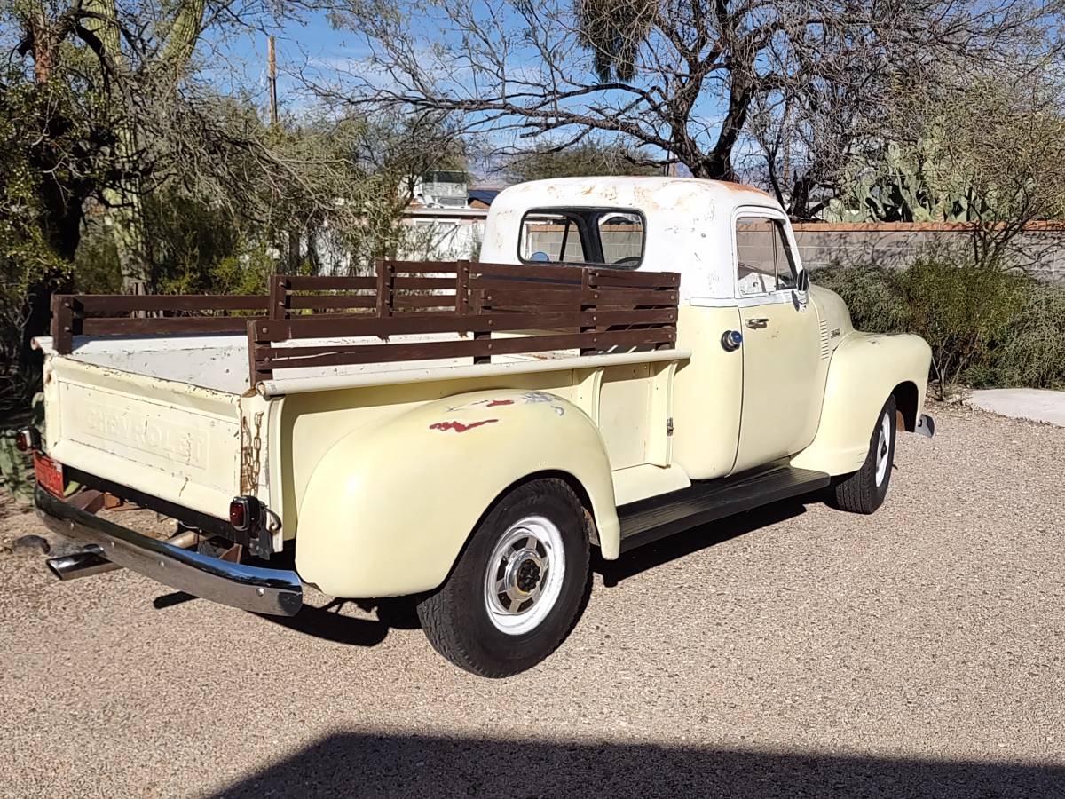 Chevrolet-3200-1952-yellow-13