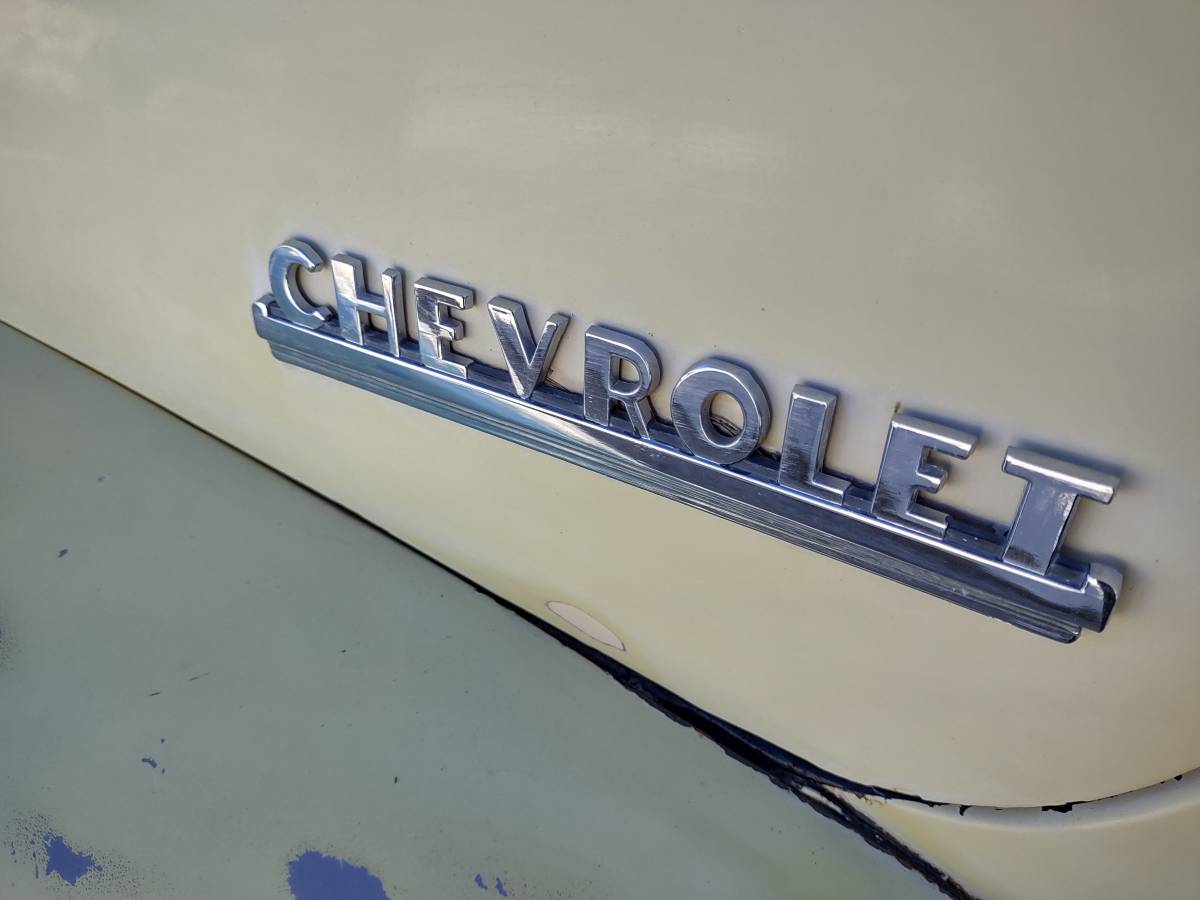 Chevrolet-3200-1952-yellow-19