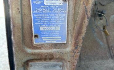 Chevrolet-3600-panel-van-1956-5